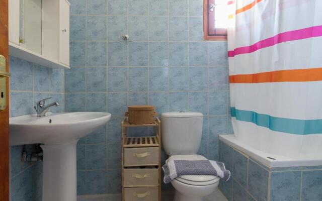 Stavros Hideaway 2 bedroom 6 persons house.