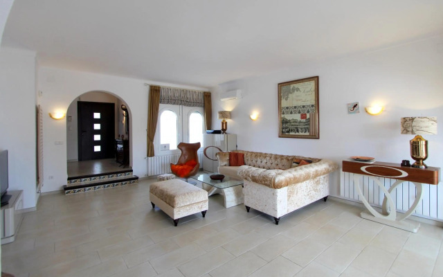 LEON Immo Villa Carla - 12209