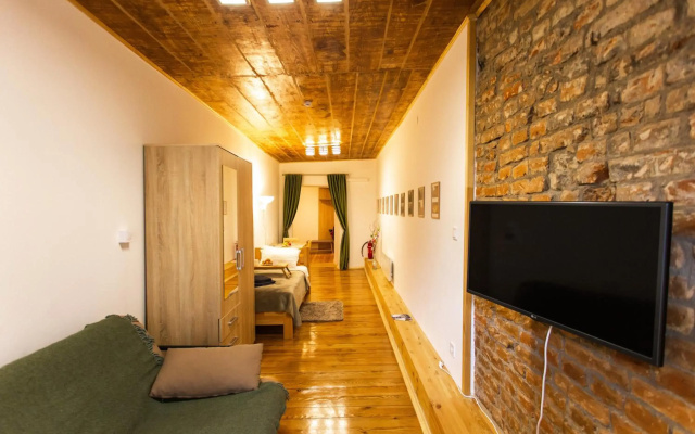 Peaceful studio on Rynok Square
