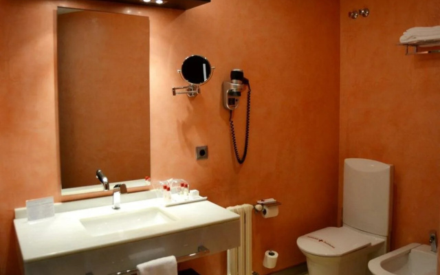 Maroa Hotel