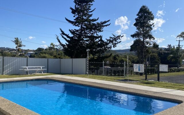 The Seaview Tavern Motel