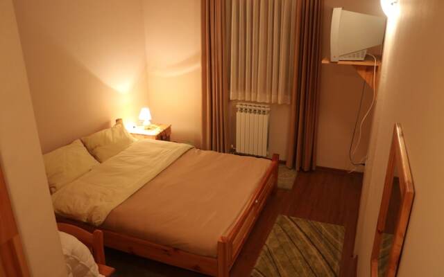 Hotel Snješko
