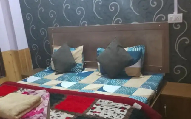 Goroomgo The Alpine Homes Solan