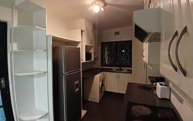 Cozy Margate Retreat Family Home With 2 Bedrooms