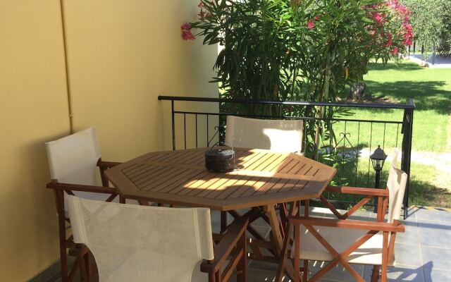 AnthosGuestHouses