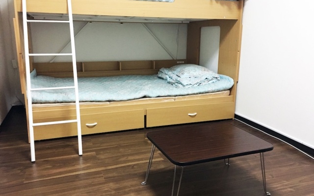 Guest House MaeHwa – Guest Rooms – Osaka