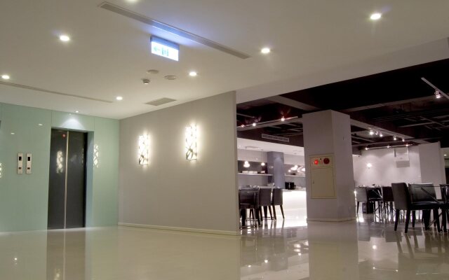 The Riverside Hotel Esthetics