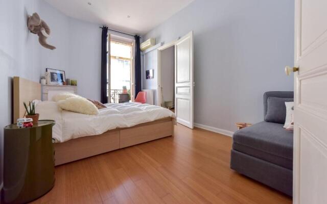 SERRENDY Fall in love Large 1-bedroom apartment 7min to Palais