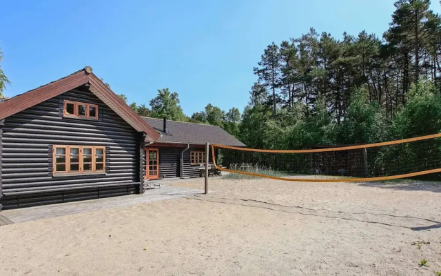 8 Person Holiday Home in Saeby-by Traum