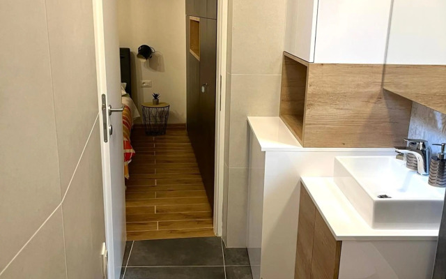 Studio apartment Iva