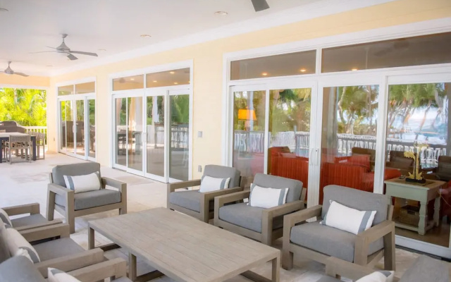 Island Palm Estate in Islamorada