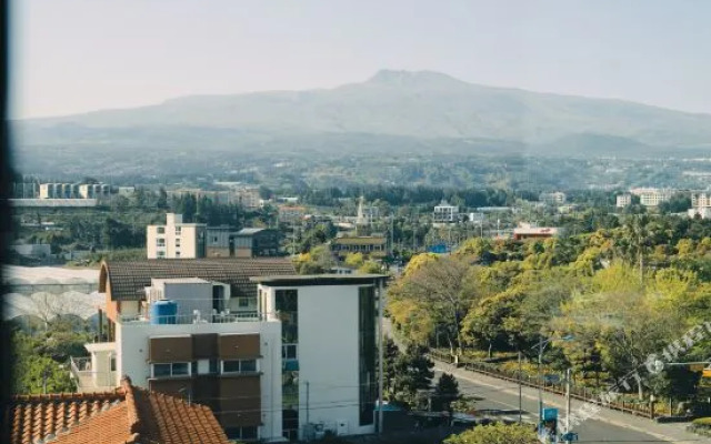 Jeju Poong Gyung Hotel