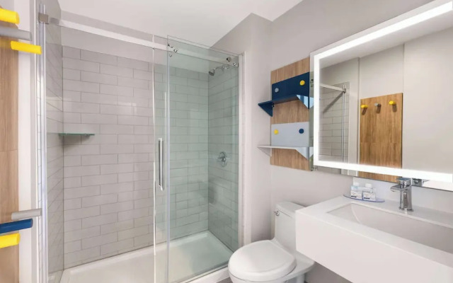 Microtel by Wyndham Lachute