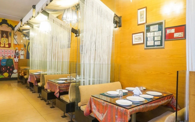 Capital O 15501 Hotel Regency