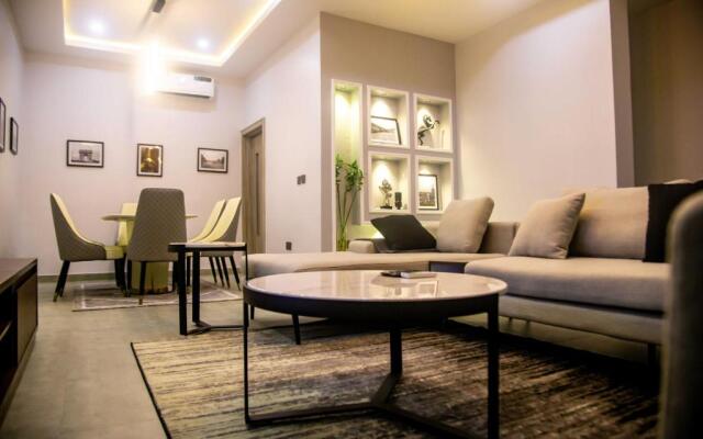 Historia Mews, 4 Bedroom Town House with Pool