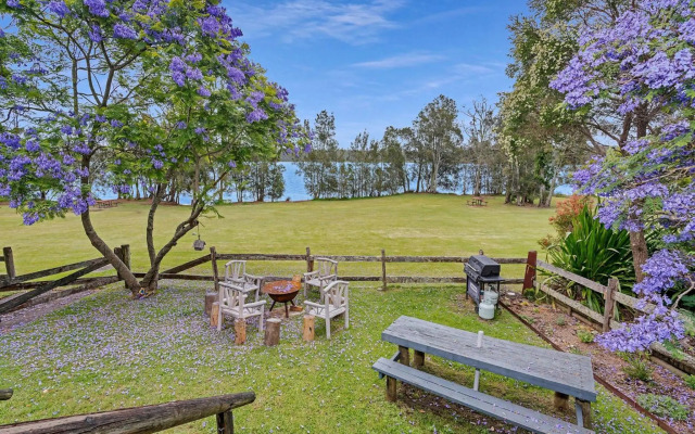 The Lake House at Erowal Bay 4pm Check Out Sundays