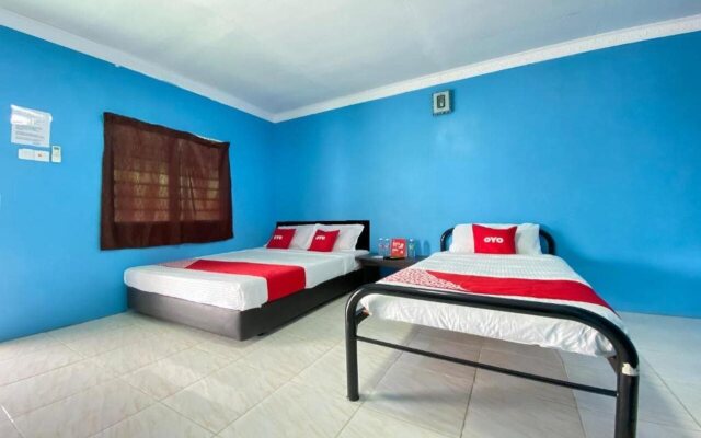 OYO 90168 Serambi Pelangi Chalet