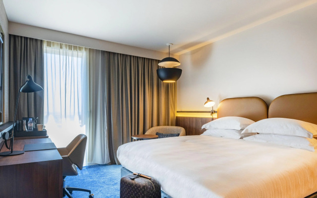 Crowne Plaza Nice Grand Arenas by IHG