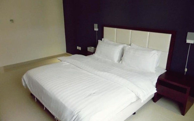 Romooz Inn Hotel Suites