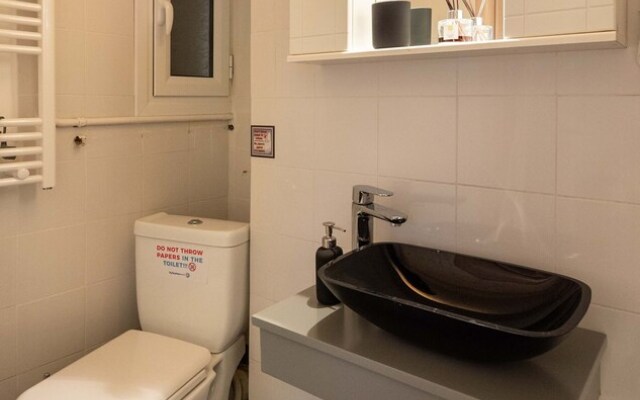 Candy apartment close to Koukaki neighbourhood