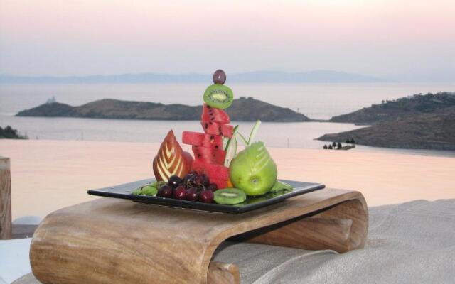 Aigis Suites