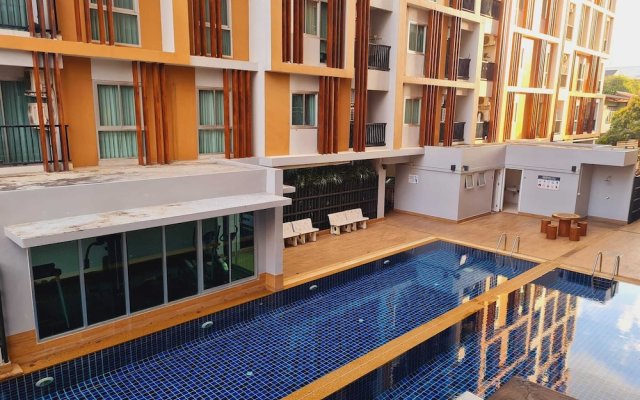 1 Double Bedroom Swimming Pool Apartment for Rent in Udonthani With Gym Laundry