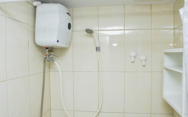 Cozy Living Studio at Springlake Summarecon Bekasi Apartment