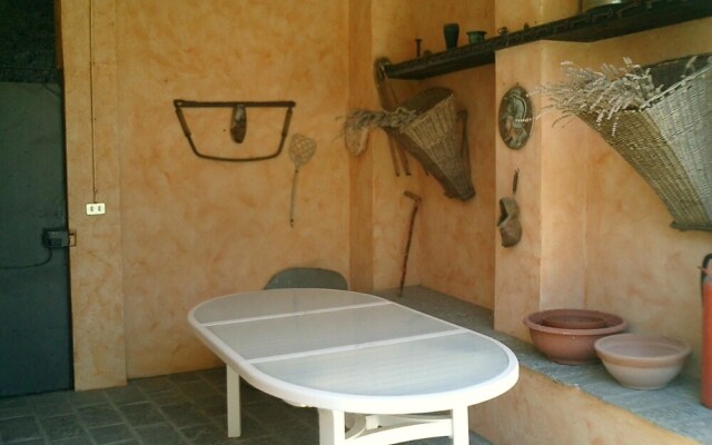 Villa With 3 Bedrooms in Roasio, With Enclosed Garden