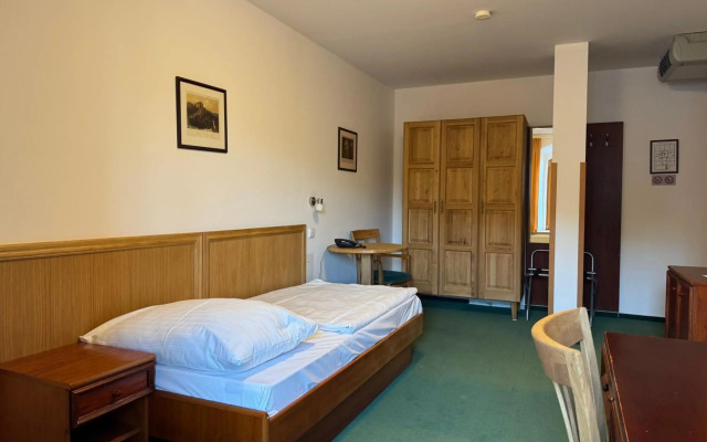 LH Hotel Mlýn Old Town