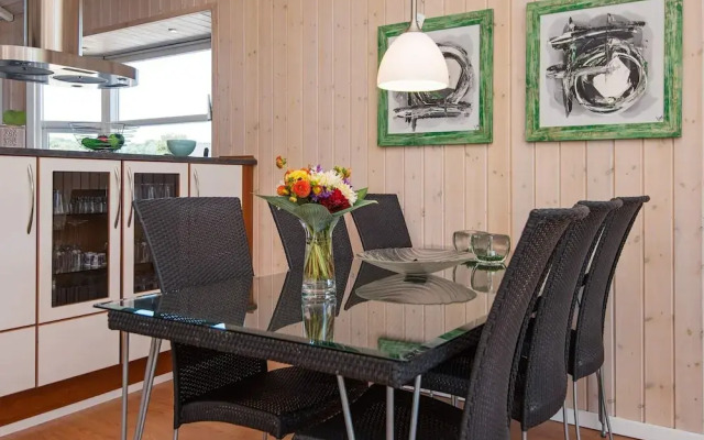 6 Person Holiday Home in Sjolund-by Traum