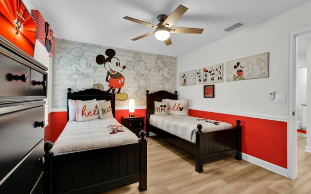 4724 Sleepy Hollow Drive