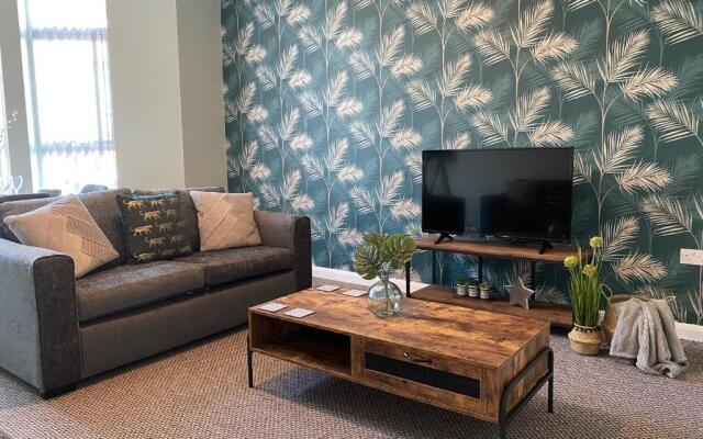 Blackpool Sleepover Apartment 1 Free Parking Sleeps 6