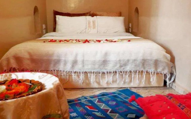 Riad Sardinas & Chili