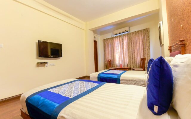 OYO 4802 Cochin City residency