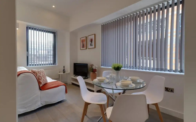Stunning 1-bed Apartment in the Heart of Slough
