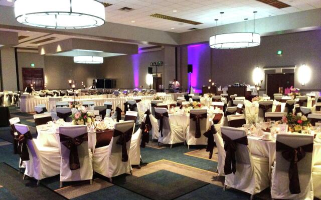 DoubleTree by Hilton Pittsburgh - Cranberry