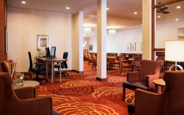 Homewood Suites by Hilton Winnipeg Airport-Polo Park, MB