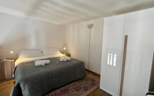 Onlyrooms V - Central & Train Station