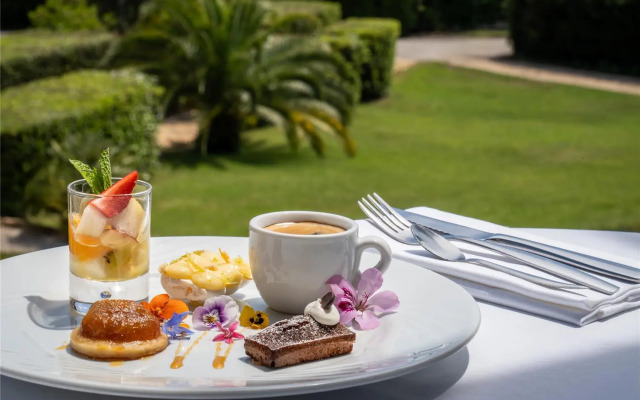 Grand Hotel Des Lecques, BW Signature Collection