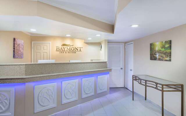 Baymont by Wyndham Lake City