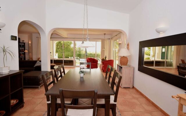 Fantastic Villa in Albufeira With Private Swimming Pool