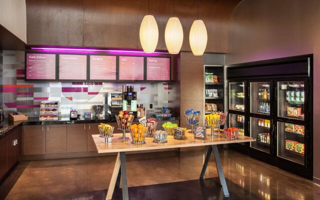 Aloft by Marriott, Boston Seaport District