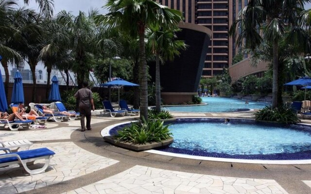 Luxury Serviced Suites @ Times Square