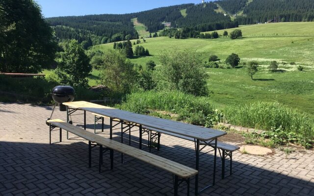 Apartment House in the Ore Mountains, Only 1km From the Valley Station / Loucná - Keilberg /