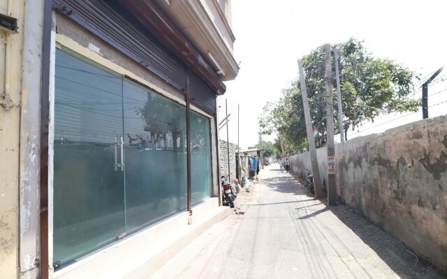 OYO 12664 Hotel Kailash Regency