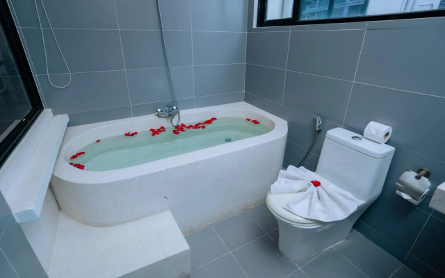 Home Chic Hotel
