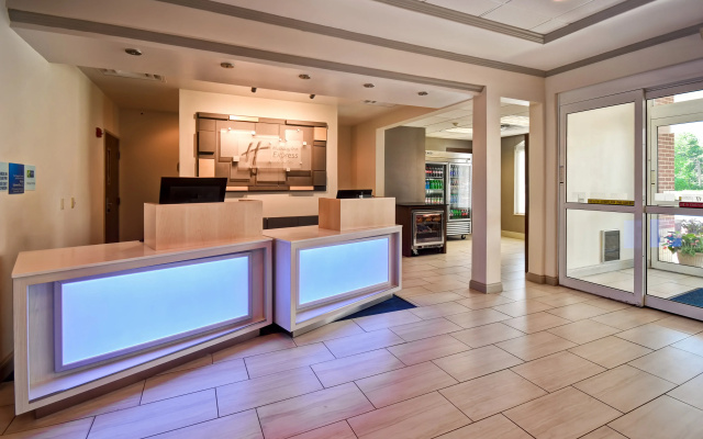 Holiday Inn Express & Suites Schererville by IHG