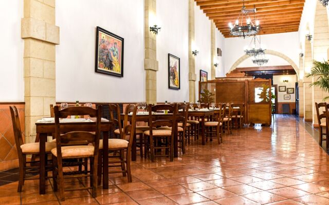 Hotel Alegria Bodega Real