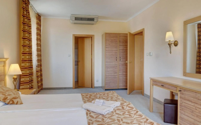 DIT Majestic Beach Resort