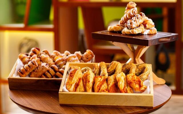 Holiday Inn Edinburgh by IHG